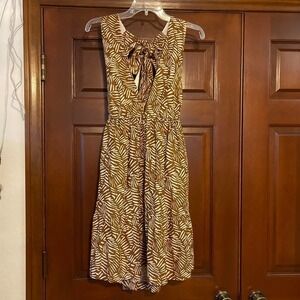 House of Harlow 1960 Leaf pattern open back sundress